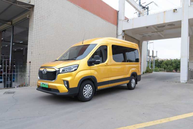 2022年9月上牌 有公告9座大通6551小型新能源營(yíng)運(yùn)電車