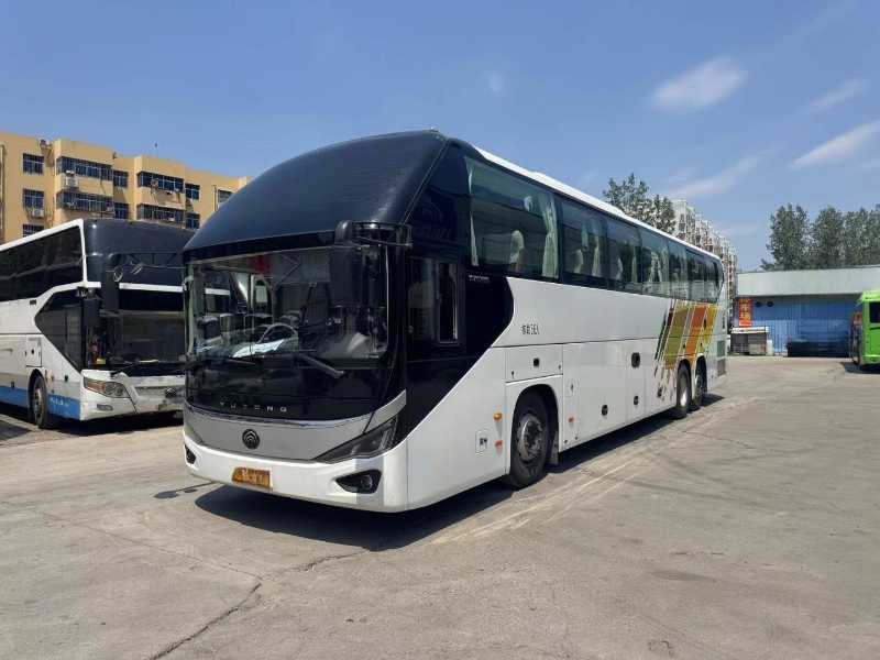 2021年11月上牌國(guó)六有公告56座帶司機(jī)睡倉(cāng)宇通6137旅游車(chē)