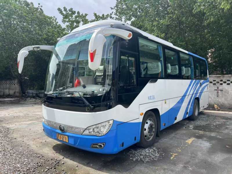 2020年2月上牌國五38座宇通6876一手旅游車