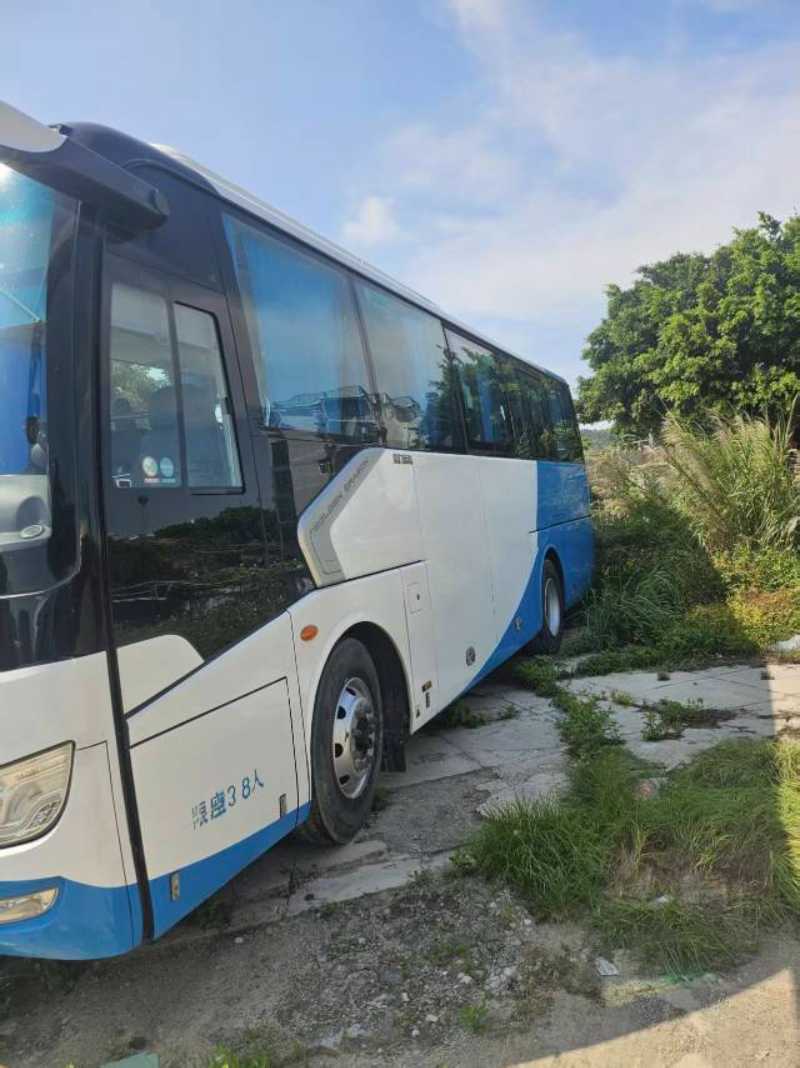 2021年上牌38座國(guó)五金旅6907通倉客車