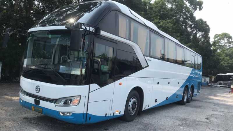 2023年上牌國(guó)六有公告56座后吊輪金旅6132氣囊車