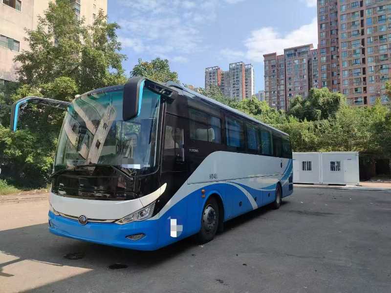 2025年上牌剛半歲準(zhǔn)新國六有公告48座宇通6116型C11M旅游車