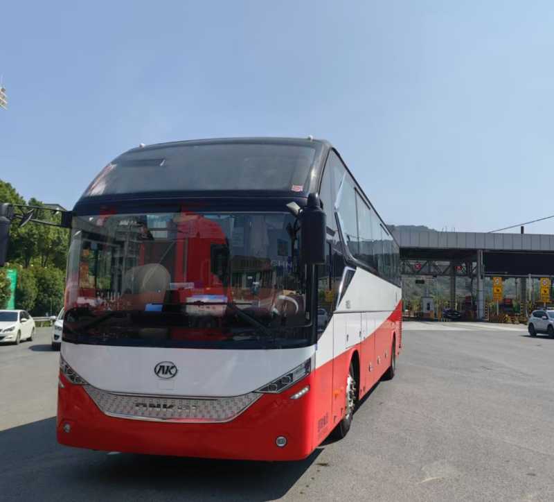 2024年6月上牌兩臺雙睡倉國六有公告暖氣50座安凱6120營運車