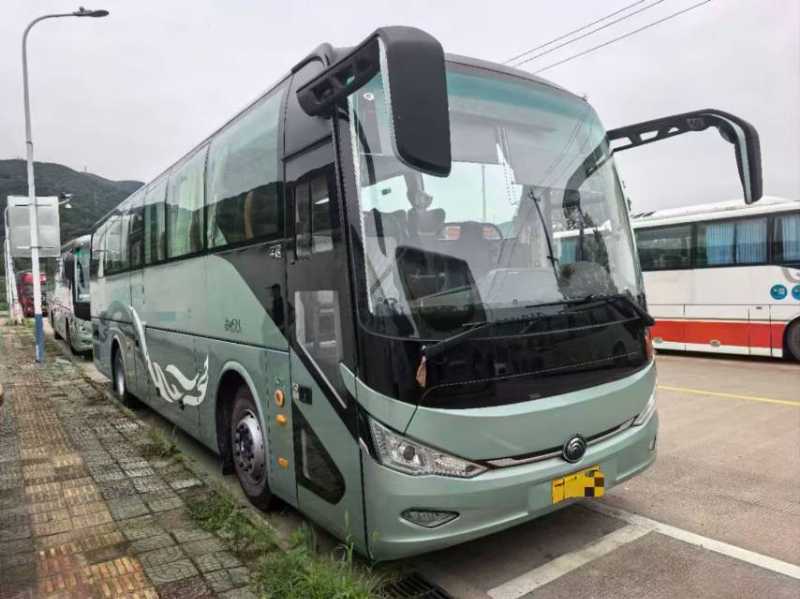 2023年10月上牌國六50座宇通6117氣囊中門旅游車