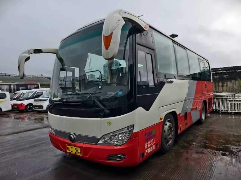 2018年11月 多臺(tái)國五30座宇通6816天然氣CNG宇通6816氣囊營運(yùn)車