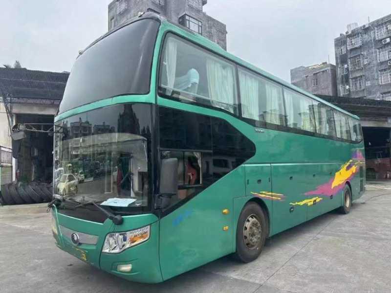 2015年上牌國四39座2+1有暖氣宇通6126一手旅游車