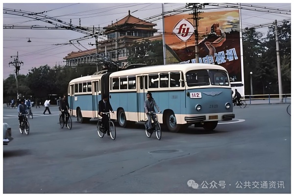 城市公交分會46周年——改革開放大潮為公交注入變革基因