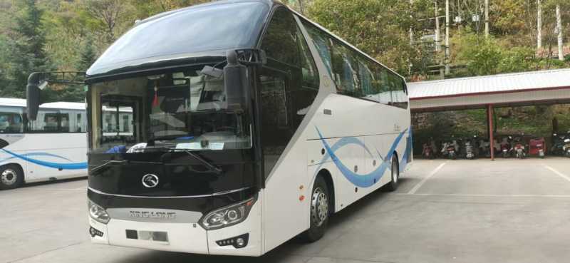 2019年6月上牌50座大金龍6125氣囊旅游車