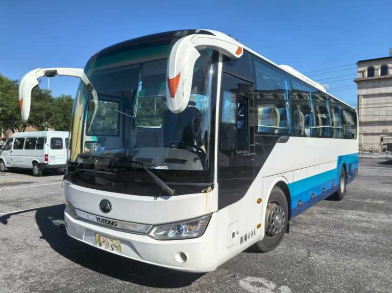 2016 年中上牌一批49座北方配非營運宇通6116新能源純電客車