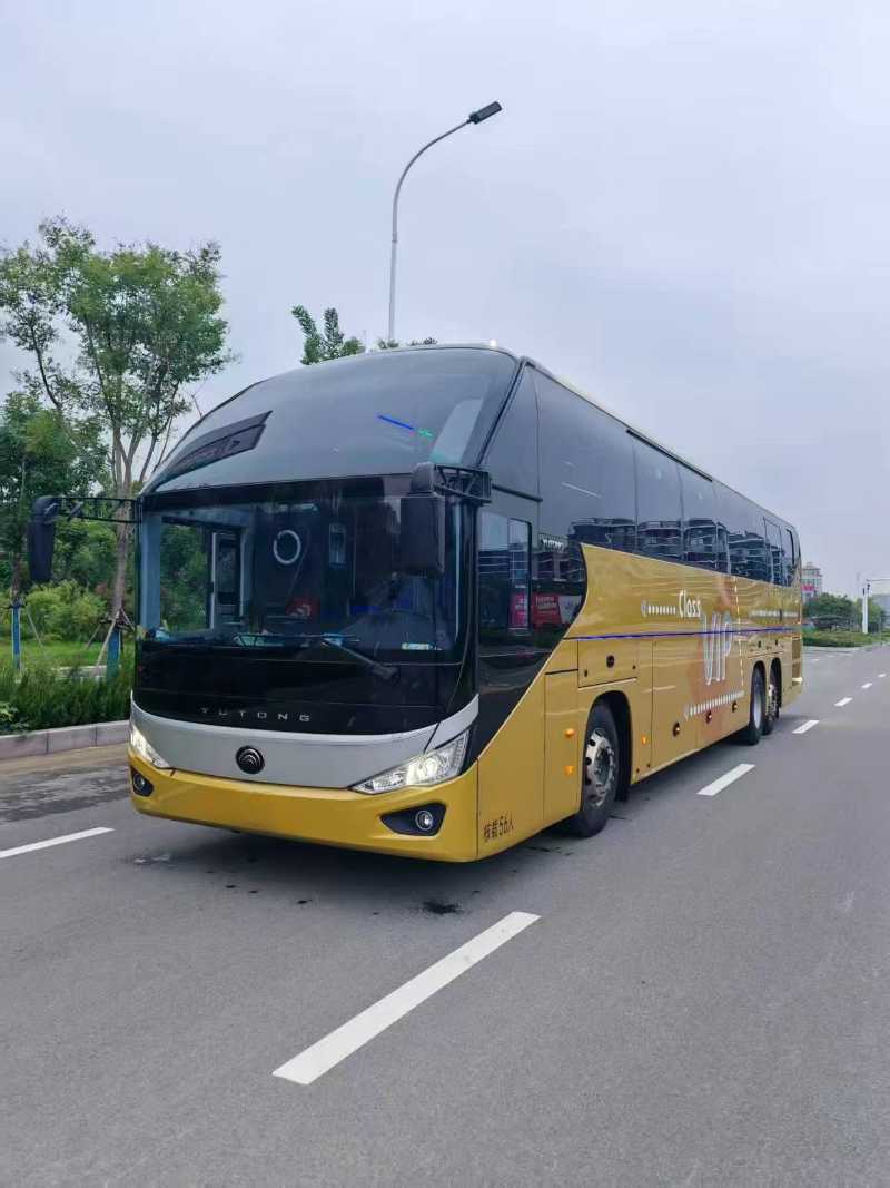 2024年上牌國六有公告司機臥鋪定速巡航56坐宇通C13型6137營運車