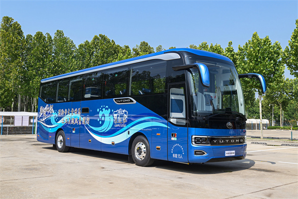 采埃孚傳勝二代客車版變速箱首臺(tái)交付，開啟中國長途客車AMT元年