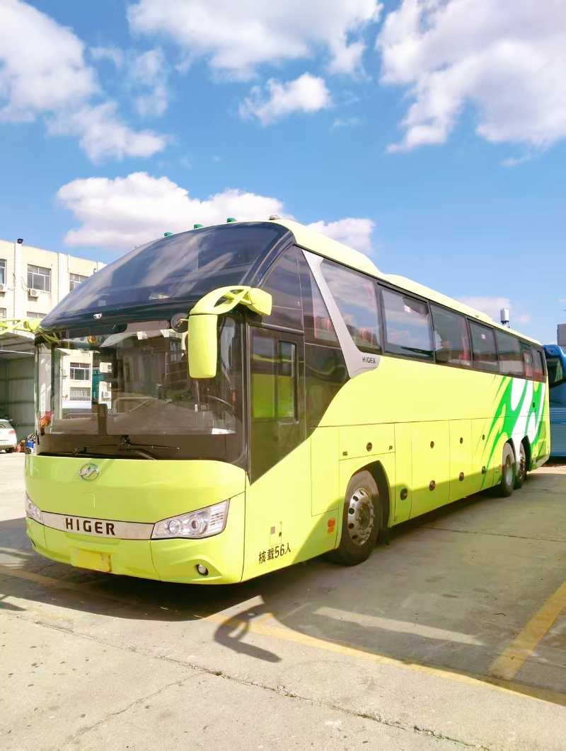 2024年4月上牌國(guó)六有公告56座后吊輪海格旅游車