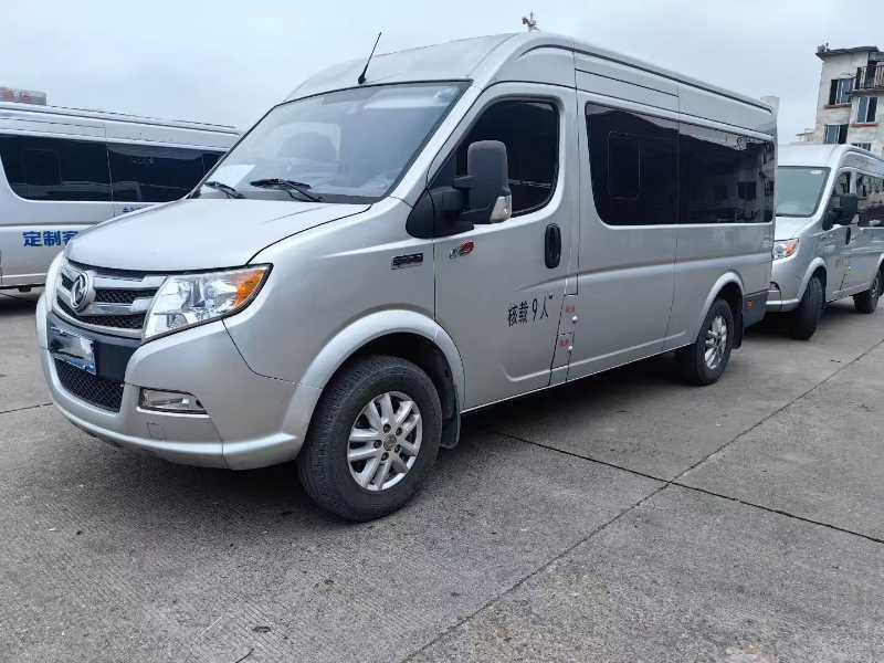 2020年11月 9座國五六速可提雙檔東風