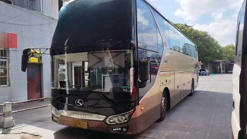 2017年9月上牌同款2臺國五54座大金龍營運車