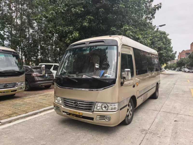  17座九龍6602中型營運(yùn)車