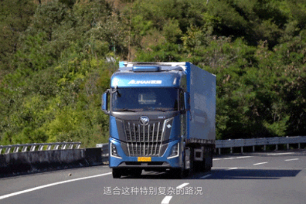 氣貫長虹，應(yīng)運(yùn)而生！康明斯發(fā)布16N柴油機(jī)