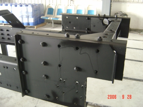 自泳漆涂裝客車車架