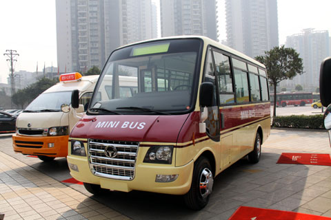 迷你巴士
