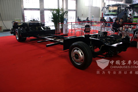 江淮HFC6703KYF底盤榮獲第五屆中國(guó)國(guó)際客車大賽“最佳客車底盤獎(jiǎng)”