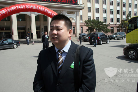 金旅客車(chē)遼寧市場(chǎng)部經(jīng)理陳楠接受專(zhuān)訪(fǎng)