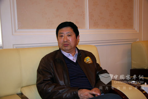 盤(pán)錦福達(dá)汽車(chē)客運(yùn)有限公司的田有?？偨?jīng)理接受專(zhuān)訪(fǎng)