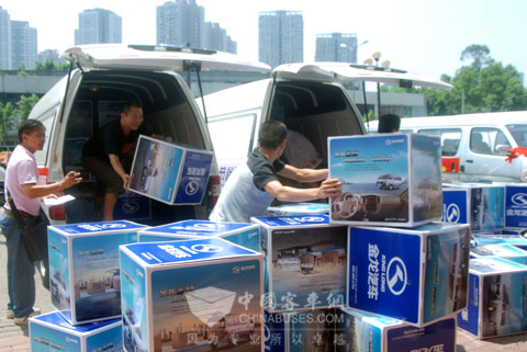 金龍金威重慶火熱上市