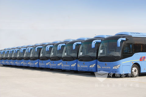 申龍客車被指定為湖南衛(wèi)視選秀用車