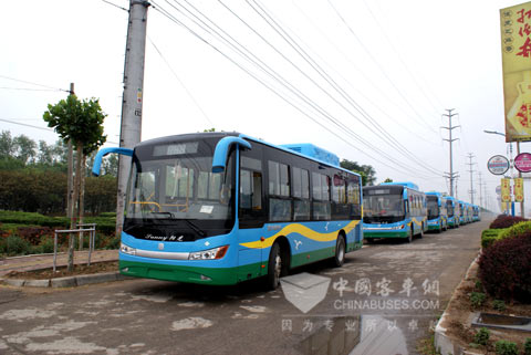 開(kāi)赴東營(yíng)的路上