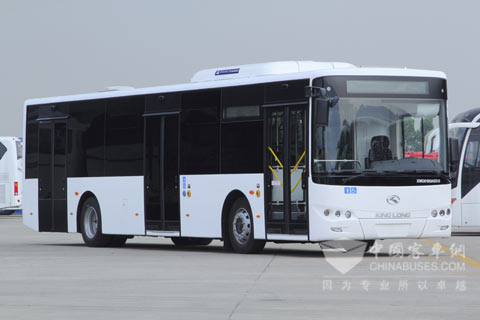 大金龍三開門、低地板公交車XMQ6120AGD5外觀