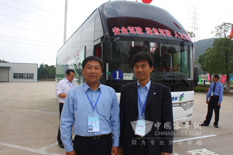 無錫客運(yùn)公司參賽代表賽后合影留念