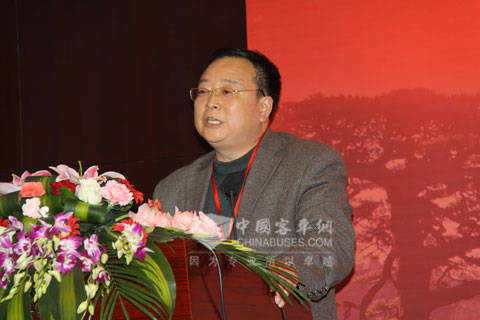 2012亞星客車“星征程 以心文本”主題巡展啟程