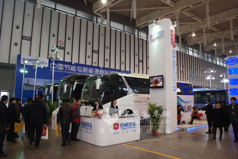 絡繹不絕的中通展臺