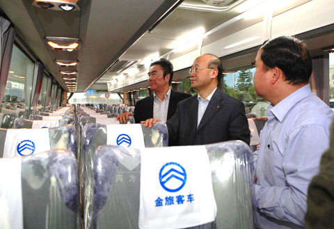 實車體驗金旅天驕系列客車