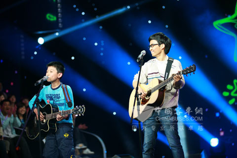 父子齊上陣-為募集更多海格校