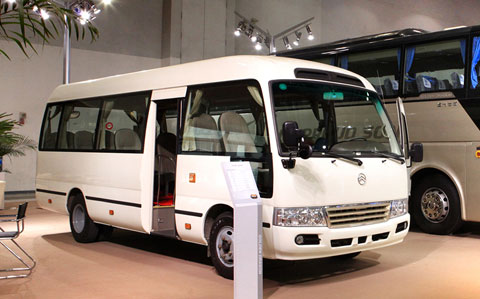 廈門金旅XML6700考斯特