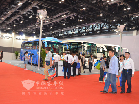 北京國際道路運(yùn)輸展福田歐輝展臺(tái)