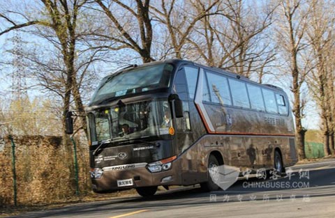 大金龍XMQ6129Y5樹立高科技客車典范