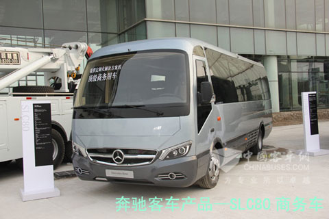 奔馳客車