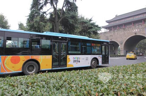2014南京青奧會(huì)大金龍通勤公交車