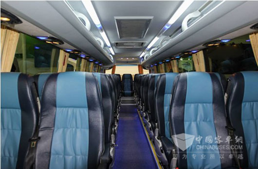 歐六版大金龍C9外觀和內(nèi)飾