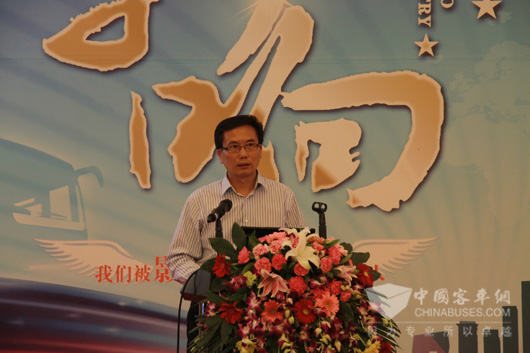 康明斯公司副總裁、中國區(qū)首席技術(shù)執(zhí)行官彭立新