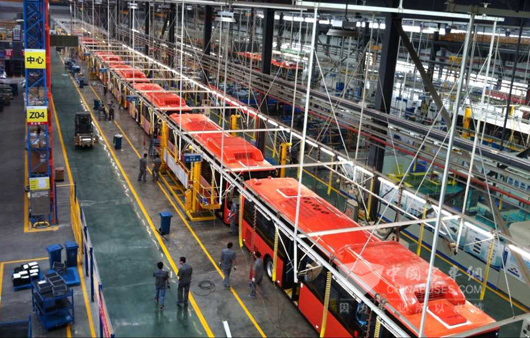 時(shí)代電動(dòng)智能化總裝車間