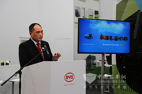 比亞迪歐洲公司總經(jīng)理何一鵬