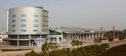 九江長(zhǎng)運(yùn)下轄的九江汽車站是當(dāng)?shù)刂匾慕煌屑~