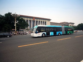 目標(biāo)全運(yùn)會(huì)，40輛中通“巨無霸”月底將交付濟(jì)南