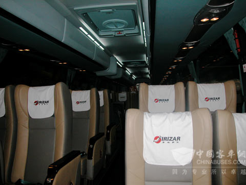 天津伊利薩爾TJR6120D10A豪華旅游客車內飾