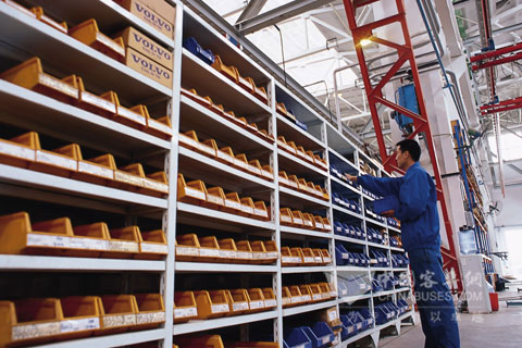 西沃客車物流倉庫