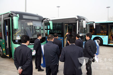 金旅客車(chē)評(píng)審