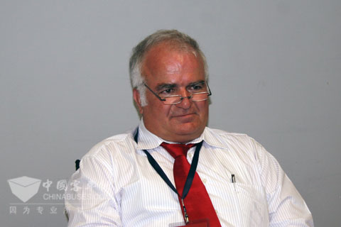 試駕評(píng)委MARTIALBENOOT