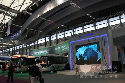 宇通客車展臺(tái)全貌2
